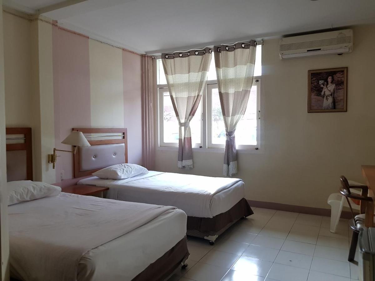 Casa Holiday Hotel Sha Phitsanulok Exteriör bild