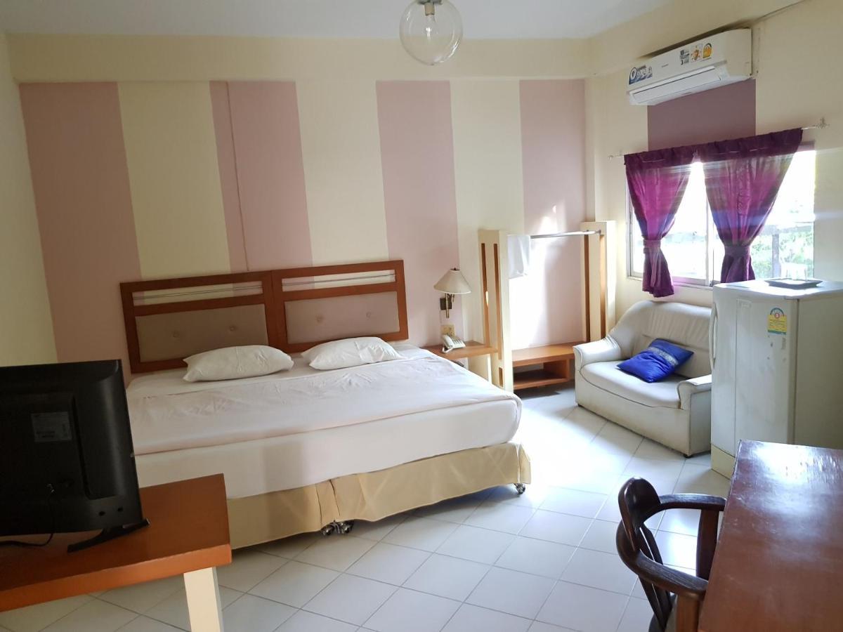 Casa Holiday Hotel Sha Phitsanulok Exteriör bild