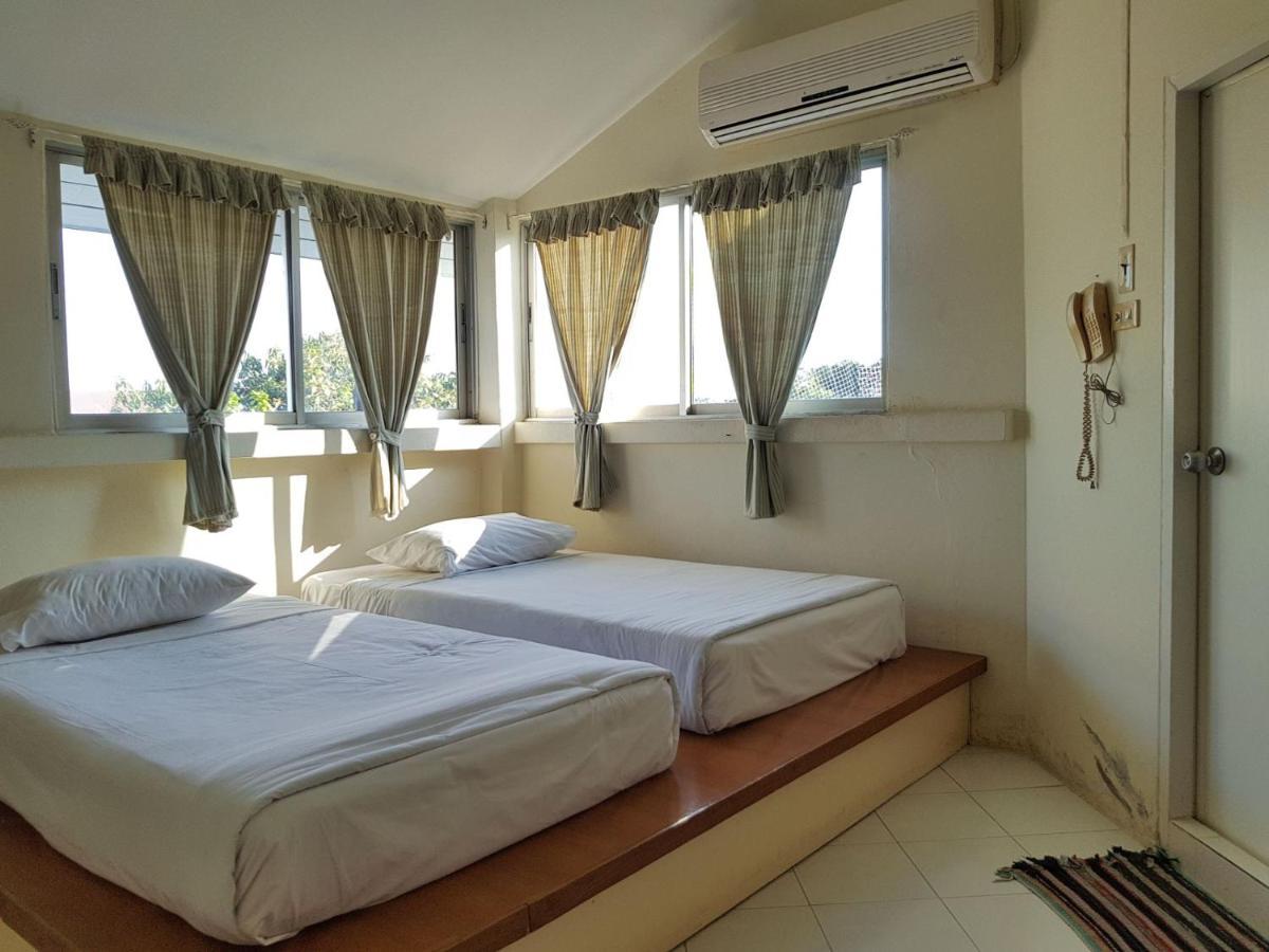 Casa Holiday Hotel Sha Phitsanulok Exteriör bild