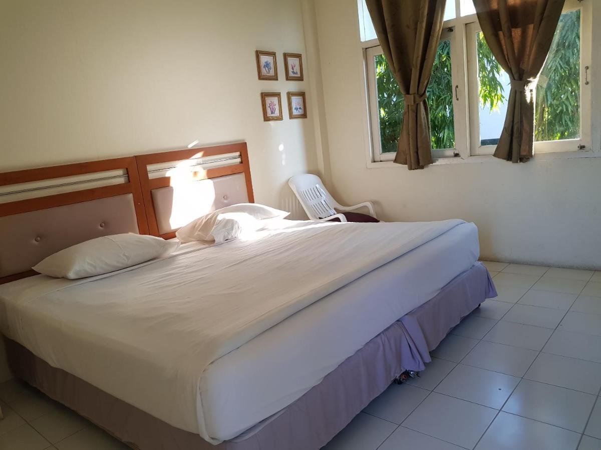 Casa Holiday Hotel Sha Phitsanulok Exteriör bild
